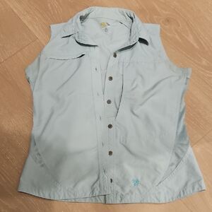 Mountain Hardware Women's Sleeveless Button-Down Shirt - Light Blue